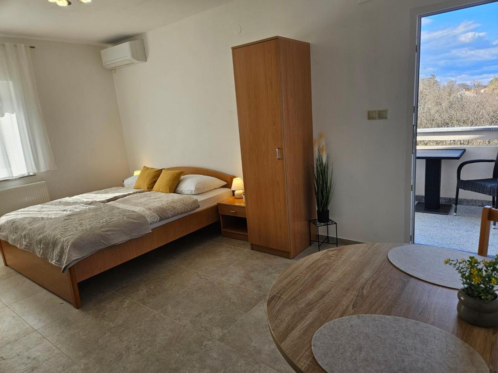 Apartman Kosić Vrh  Zewnętrze zdjęcie